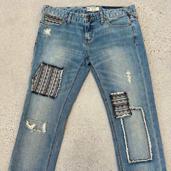 Free People Distressed Skinny Jeans with Baja / Aztec Patches - Picture 2 of 7